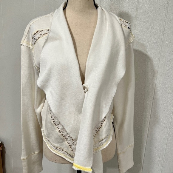 We The Free Lost Cause Cardigan ivory with open front and tie -up closure - Picture 5 of 14
